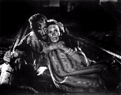 Chahine himself and Hind Rostom in <i>Cairo Station</i>