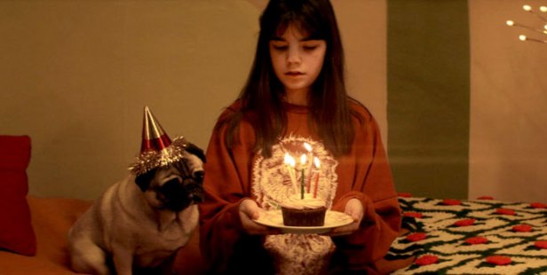 Jade Aspros as Esther and Igor as King Henry