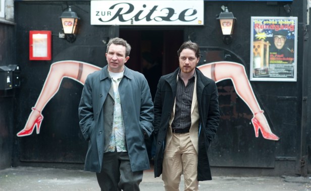 Bladesy (Eddie Marsan) and Bruce (James McAvoy) on the Reeperbahn in Hamburg.