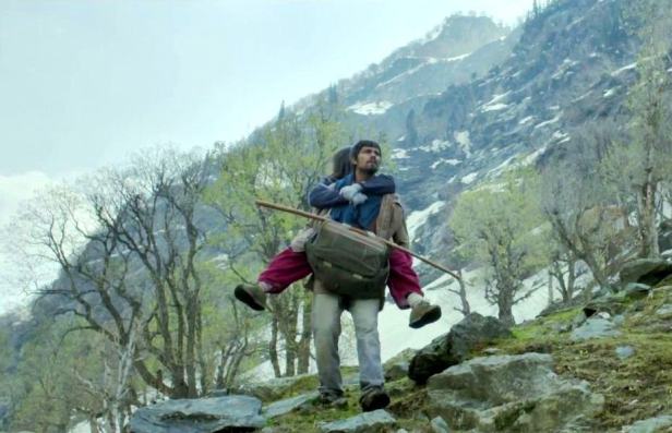 Mahabir (Randeep Hooda) and Veera (Alia Bhatt) on the last leg of their journey.