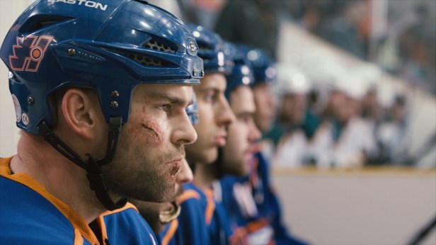 Seann William Scott as the bloodied enforcer on the bench (from http://www.anonlineuniverse.com/2012/07/goon/)