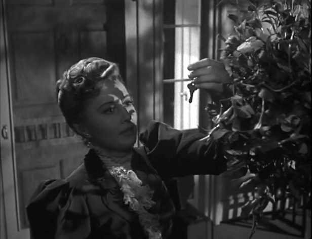 The symbolism of melodrama. Naomi has found the key to the house – and to her past love? The same low key lighting persists.