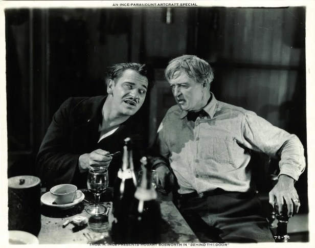 rr_25_behind_the_door