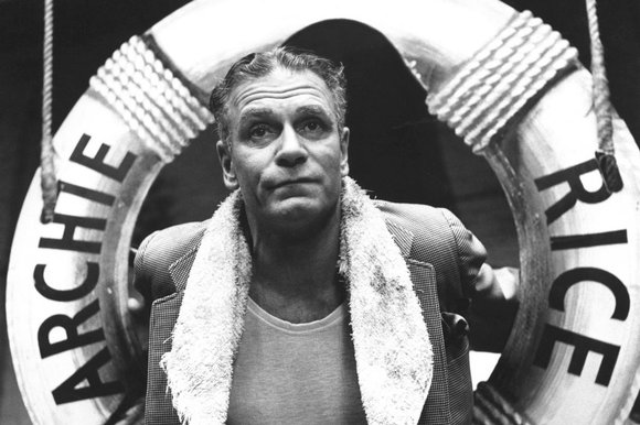 Olivier during one of the 'between shows' sequences in the theatre